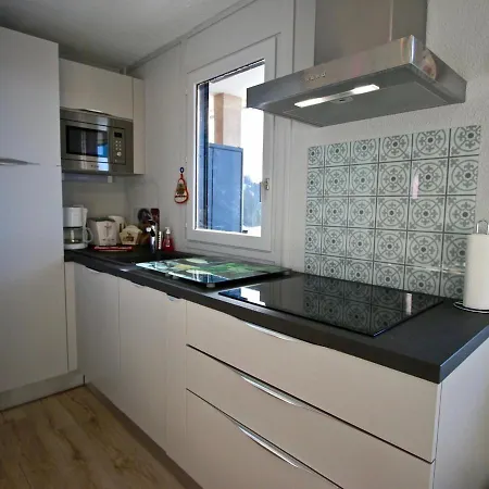 2 Pieces Avec Parking Couvert Et Superbe Vue, A - Fr-1-340-157